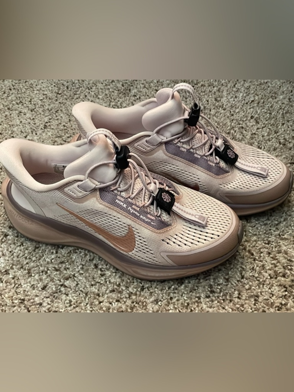 Nike Women's Pegasus easy ons